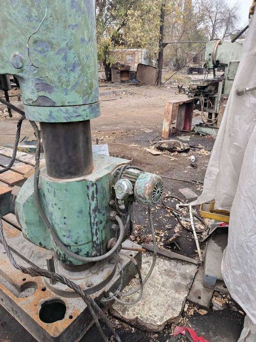 Радиальный сверлильный 2 М 53