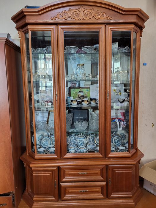 Продаю свой мебель