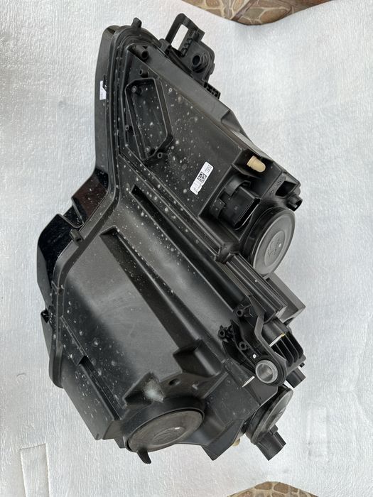Faruri stânga dreapta halogen led skoda karoq.cod:57b941016.a.