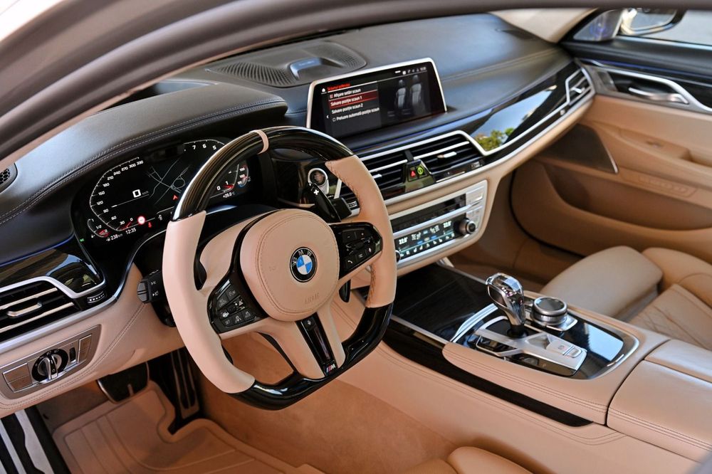 BMW 740Ld xDrive M Pachet 2020 • Executive Lounge • 4 locuri • Full Options