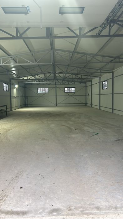 Hala de vanzare in Vicovu de Jos !!!