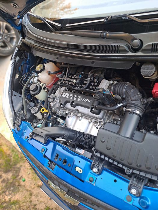 Продам автомобиль спарк,1,25.