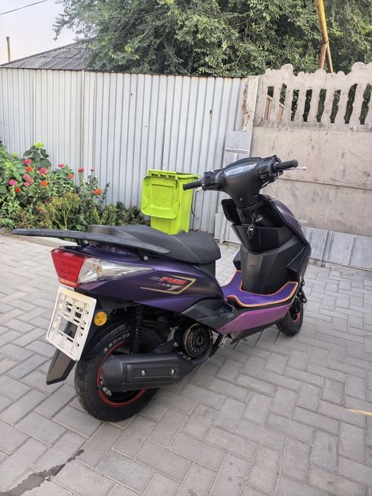 Продам м8 про лия