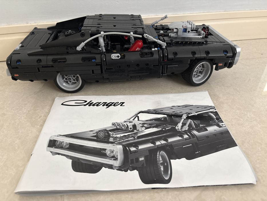 Продам конструктор автомобиль