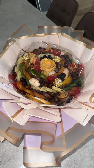 Сухофрукты свежий