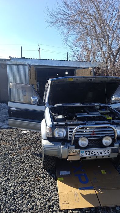 Продам Митсубиси Паджеро 2