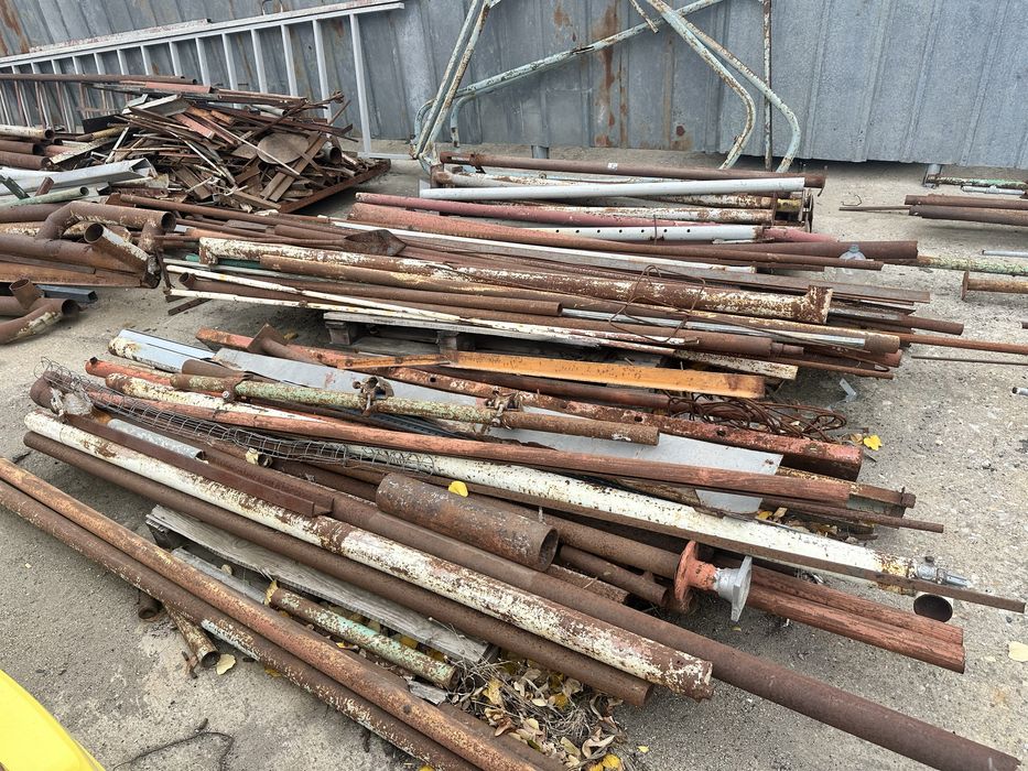 Метални тръби винкели профили