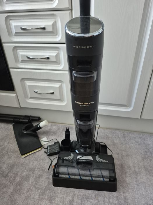 Вертикална прахомукачка за сухо и мокро почистване ROWENTA X-CLEAN 4 GZ5035WO