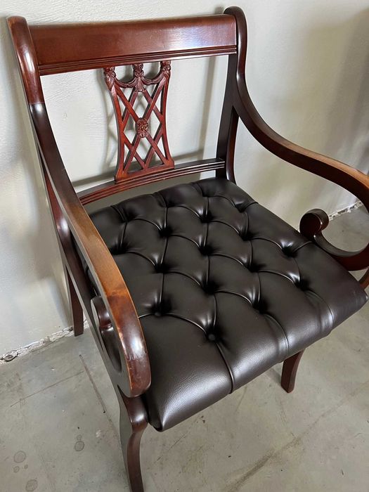 Scaun de birou stil Chesterfield!