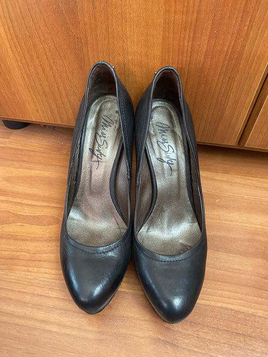 Oбувки на висок ток