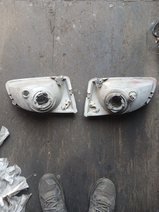 Фара Тоета Старлет в оригинале