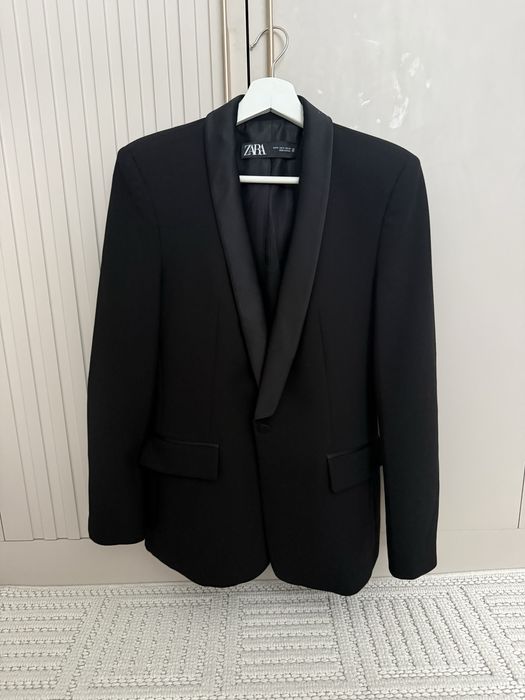 пиджак Zara смокинг