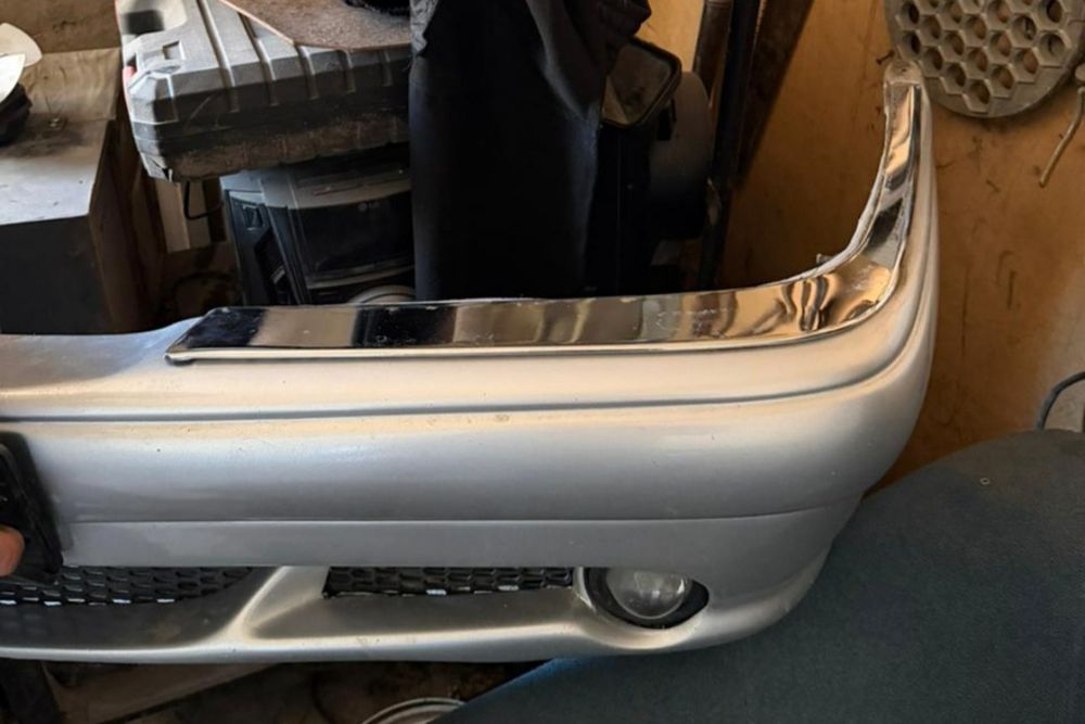 Фара Мерседес в210