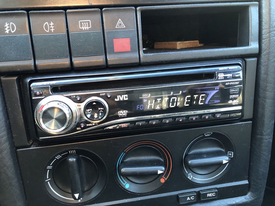 Продавам сд.двд.jvc