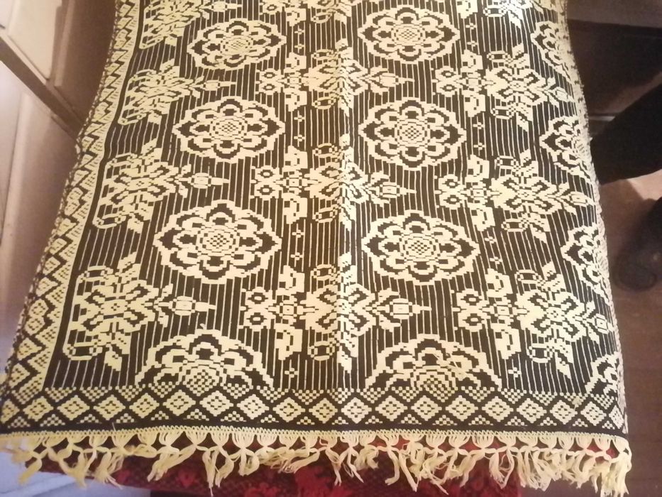 Килими и пътеки.