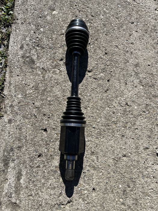 Planetara stanga fata BMW 640d Xdrive F06