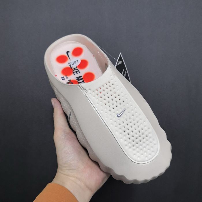 Nike Mind 001 / diferite culori