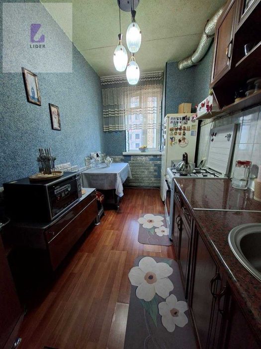 3х ком. переделанная в 4х ком. 95кв/м, сквозная планировка