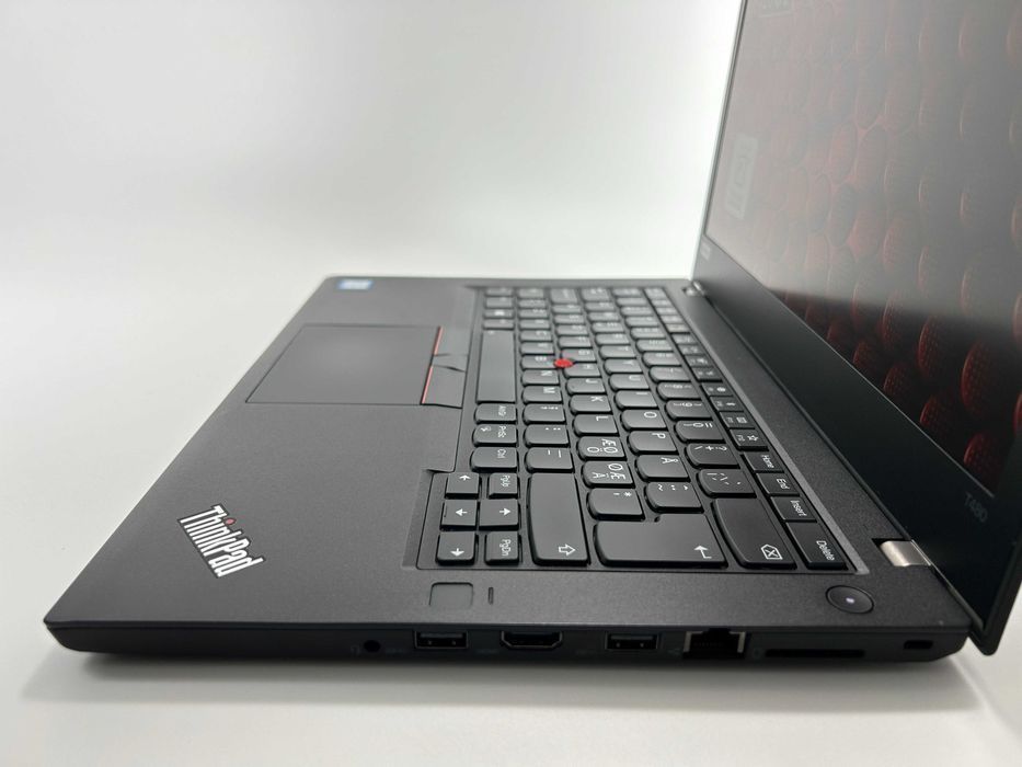 Laptop Lenovo T490 Intel i5 14 inch FullHD Slim business Garantie 1 an