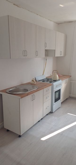 Продам кухни новые!