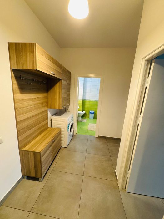 Închiriez Garsoniera tip Studio,  central, cu parcare