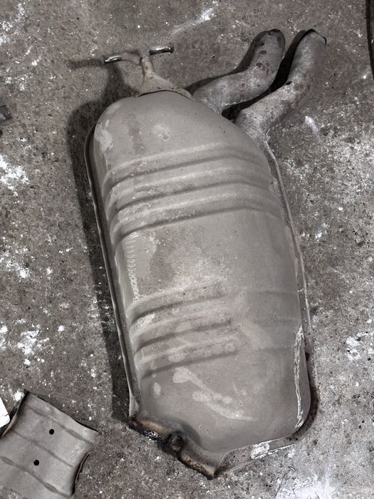 Глушитель мерседес