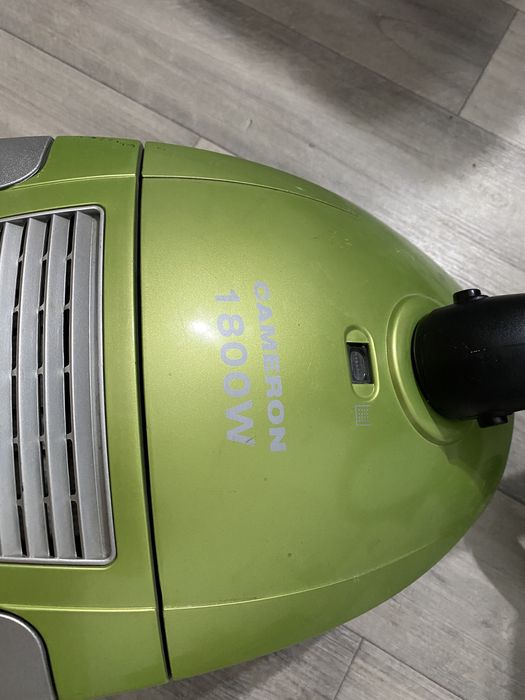 Продам мощный пылесос