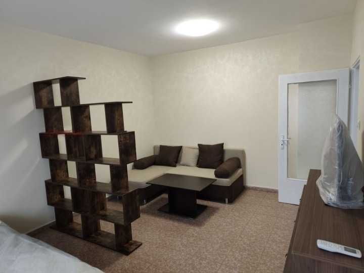 Дава се под наем Двустаен апартамент в София, Изток - 48 кв.м за 548.25 € - Снимка #1