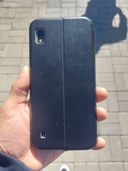 Продам Самсунг А10