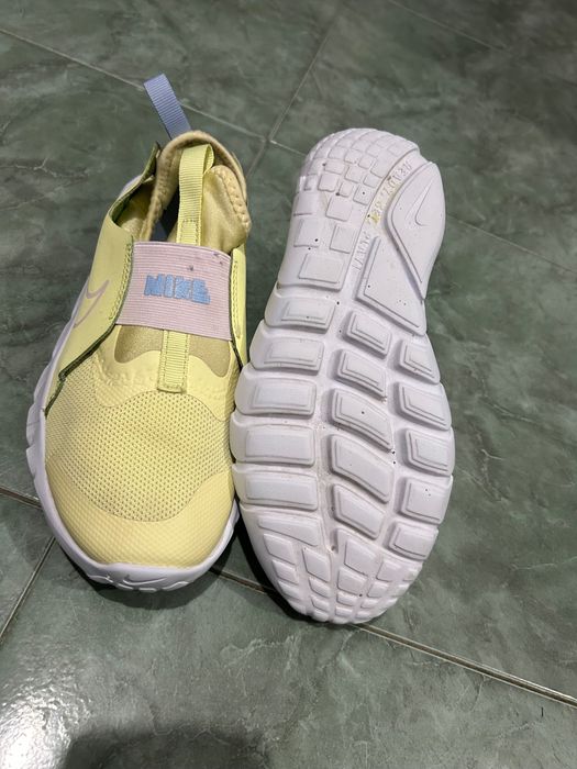 Маратонки Nike 36 номер