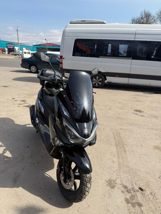 Мопед продам Макси