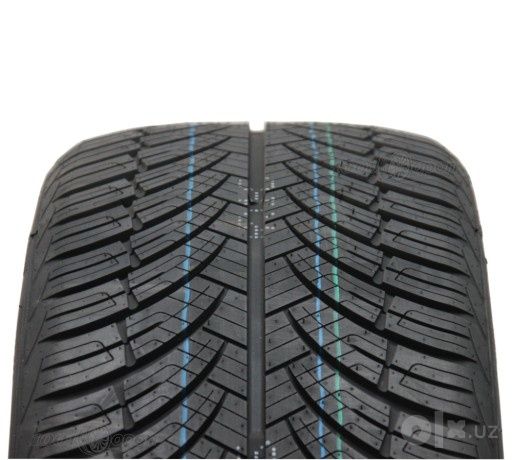 Link 245/40R20 All Season