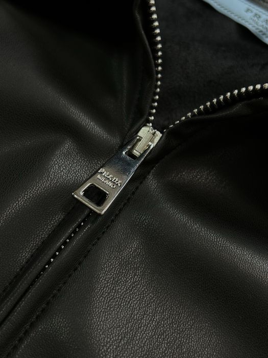 Дамско кожено яке