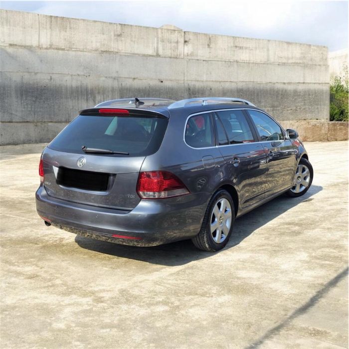 Volkswagen Golf 2011 diesel, 2.500 € — imagine 8