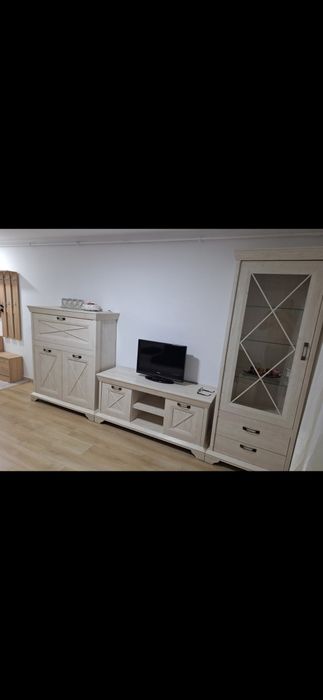 Proprietar,vând garsonieră!