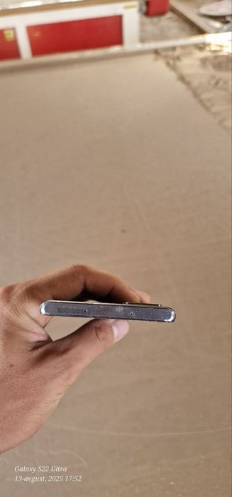 Smasung note 20 5g xotira 8.256