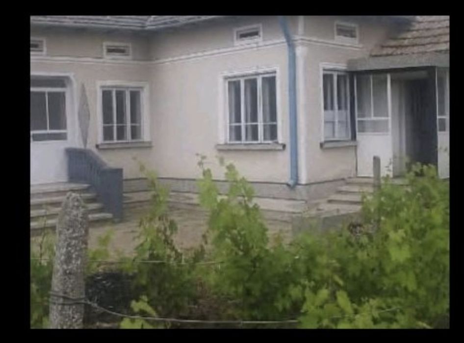 Продава се къща самостоятелно