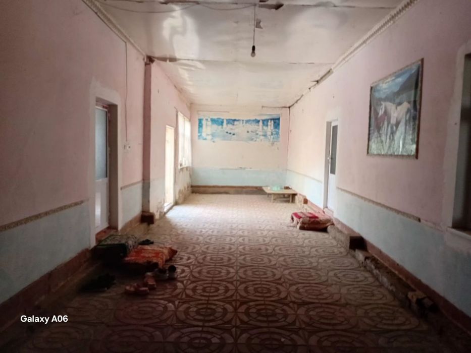 8 сотих уй участка сотилади