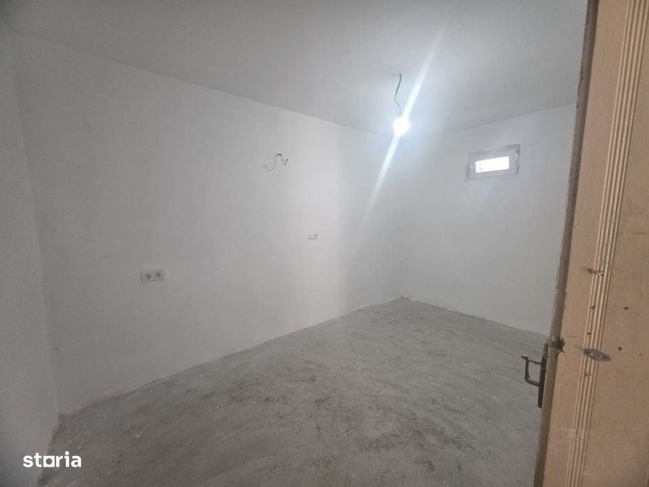 De Vânzare Casă Valea Vinului