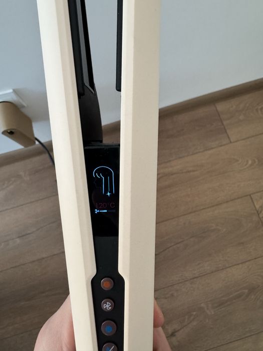 Dyson airstrait преса сешоар