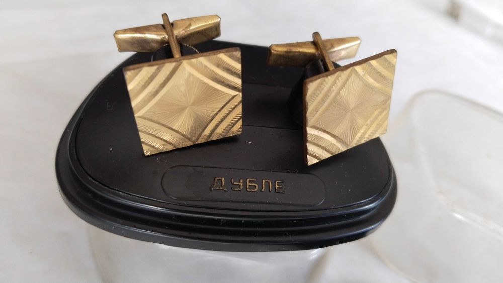 Копчета за ръкавели бутонели