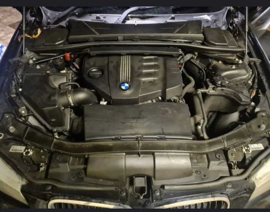 Dezmembrez BMW E90 n47 n46 m47 tracțiune integrala 4x4 Break