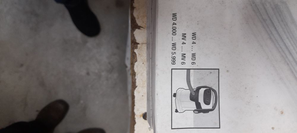 Set la cutie 4 saci originali karcher wd 4