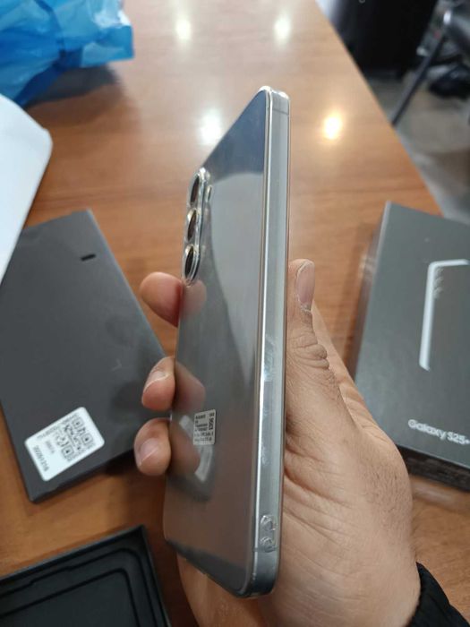 Самсунг S25 plus, 256