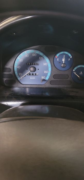 Продаётся Matiz 2004г