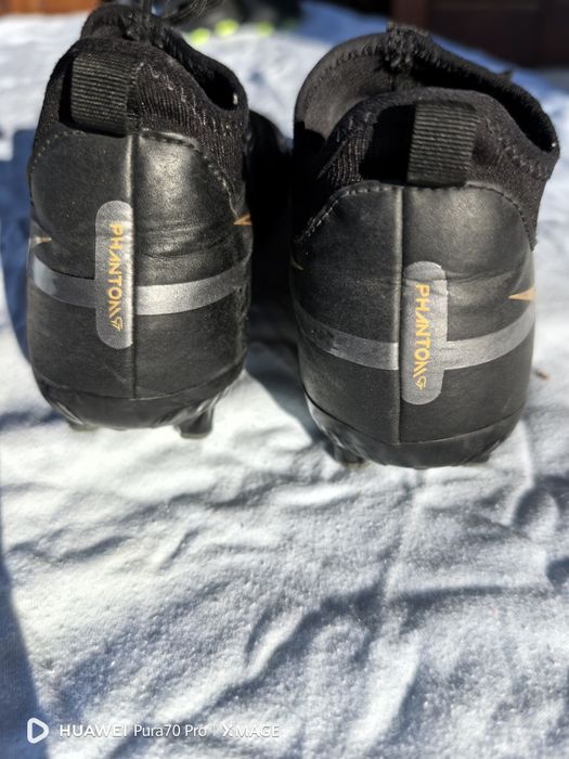 Бутонки nike номер 37.5 с чорап и без чорап