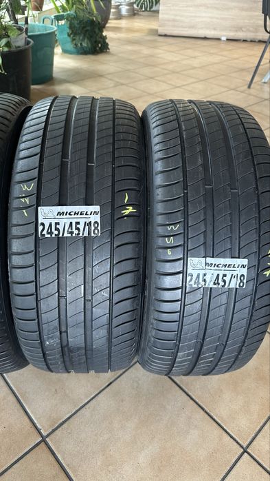 245/45/18 michelin
