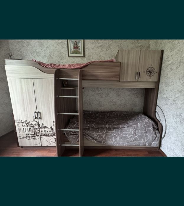 Двухярусная кровать