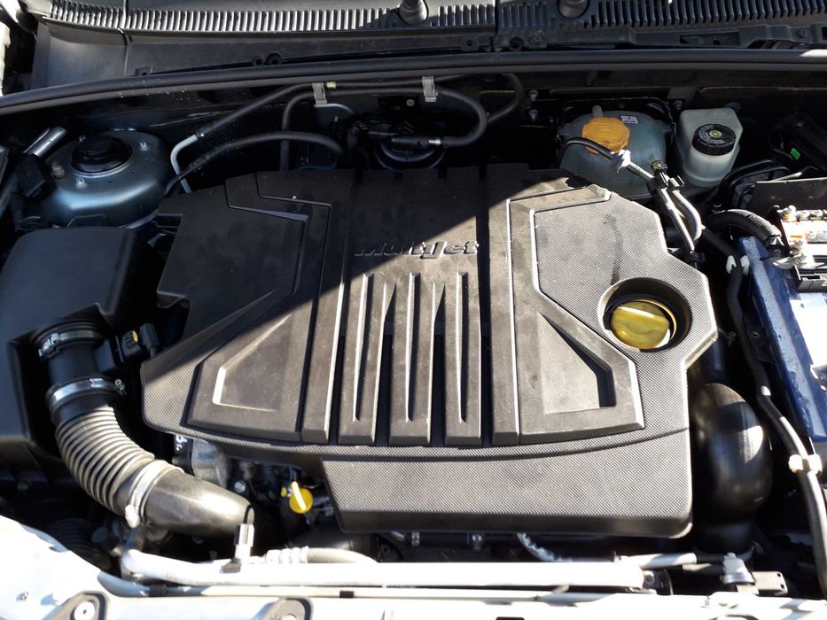 Фиат крома на части