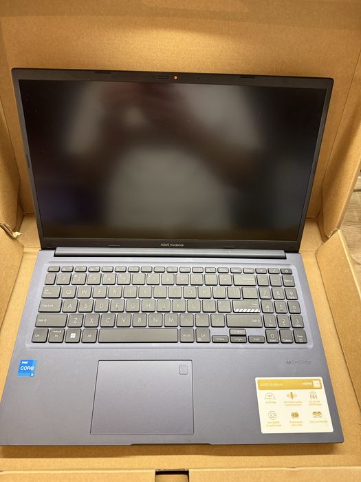 Лаптоп Asus VivoBook